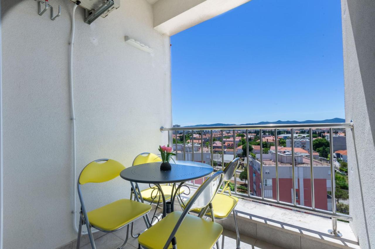 Jadran Apartment With Balcony And Parking Garage Zadar Zewnętrze zdjęcie